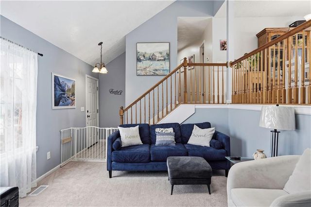 17460 S Agnes Street, Gardner, KS 66030