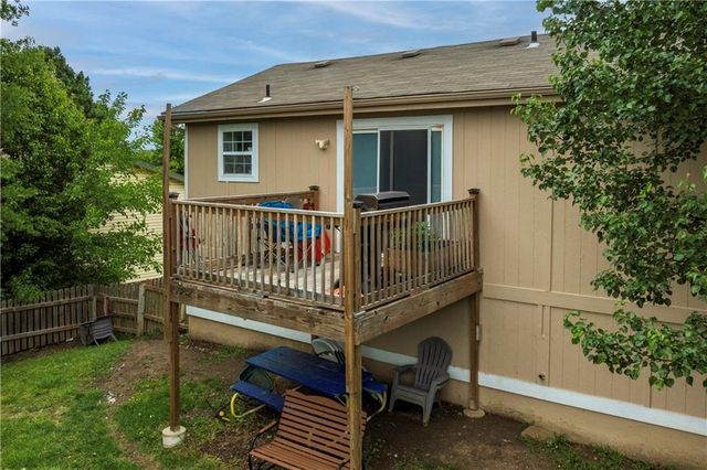 17460 S Agnes Street, Gardner, KS 66030
