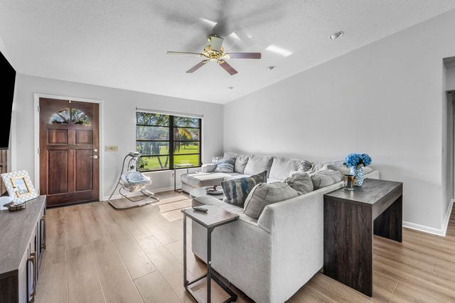 14087 COCOA PLUM Road, West Palm Beach, FL 33418