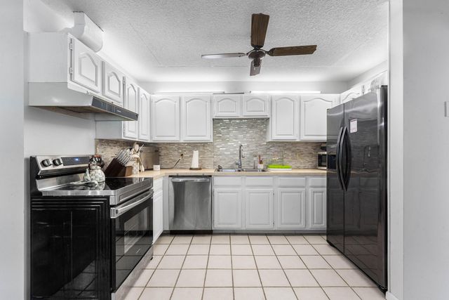 14087 COCOA PLUM Road, West Palm Beach, FL 33418