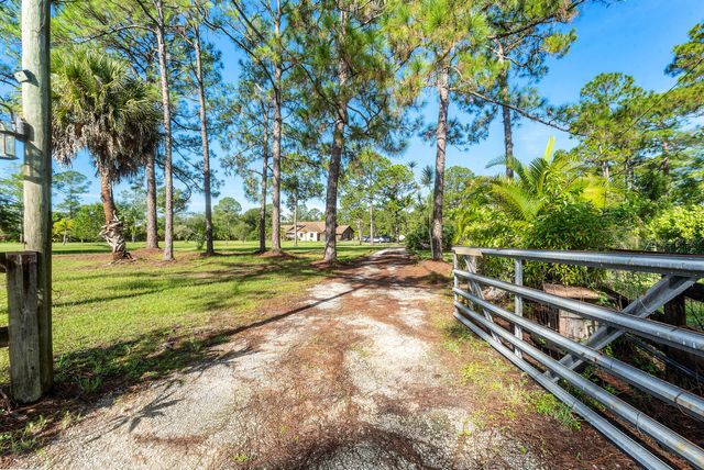 14087 COCOA PLUM Road, West Palm Beach, FL 33418