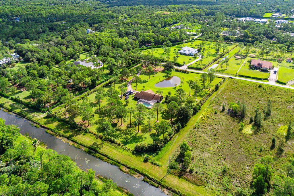 14087 COCOA PLUM Road, West Palm Beach, FL 33418