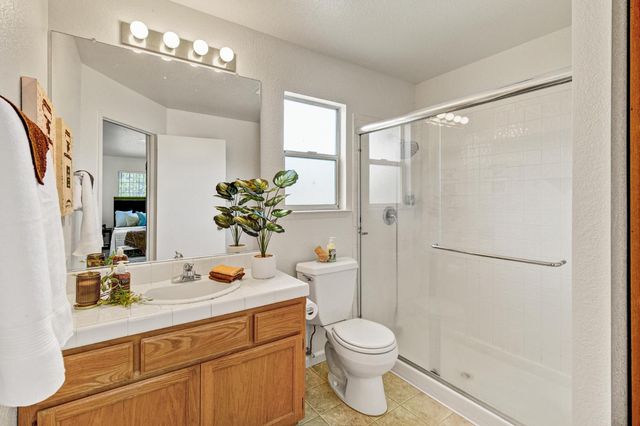 5125 2nd Ave, Sacramento, CA 95817