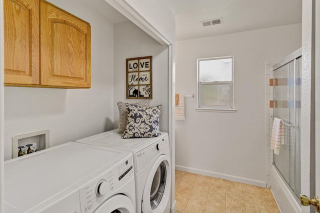 5125 2nd Ave, Sacramento, CA 95817