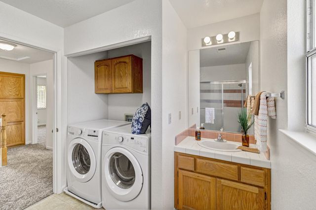5125 2nd Ave, Sacramento, CA 95817