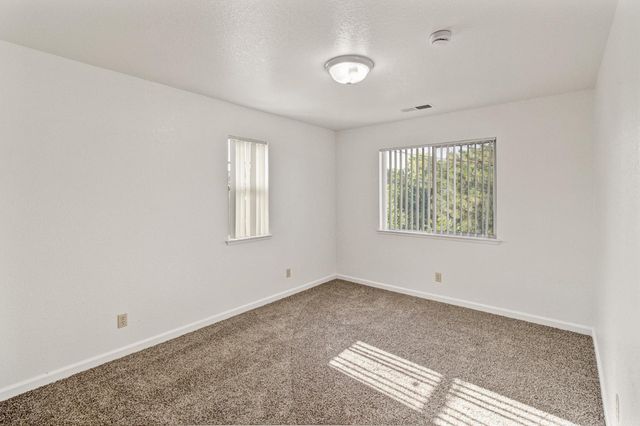5125 2nd Ave, Sacramento, CA 95817
