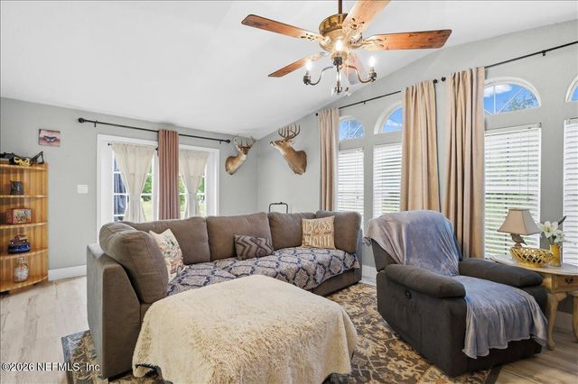 30590 COUNTY ROAD 121, Hilliard, FL 32046