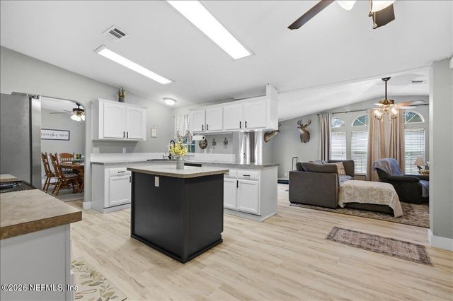 30590 COUNTY ROAD 121, Hilliard, FL 32046