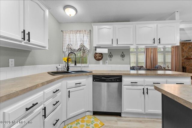 30590 COUNTY ROAD 121, Hilliard, FL 32046