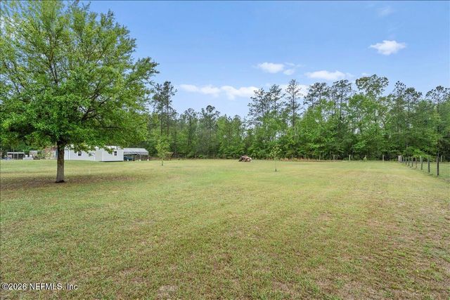 30590 COUNTY ROAD 121, Hilliard, FL 32046
