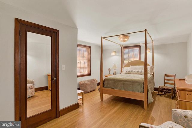 2900 MARKET ST, Camp Hill, PA 17011