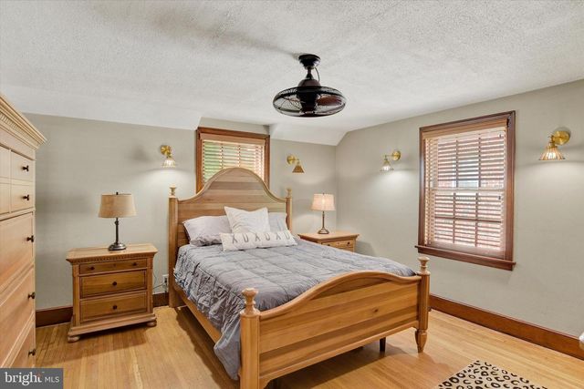 2900 MARKET ST, Camp Hill, PA 17011