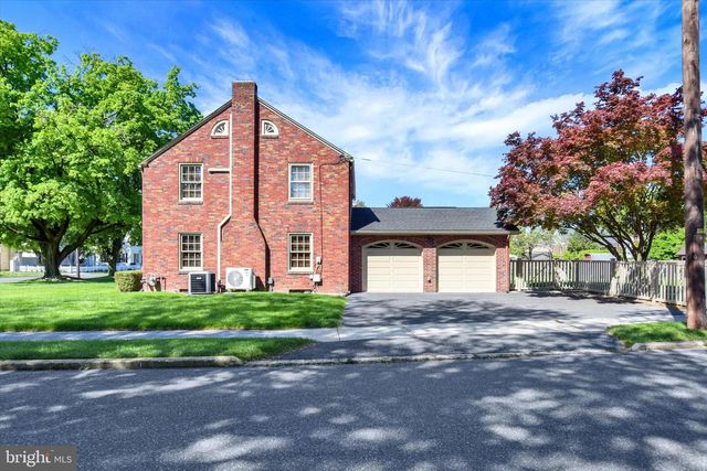 2900 MARKET ST, Camp Hill, PA 17011