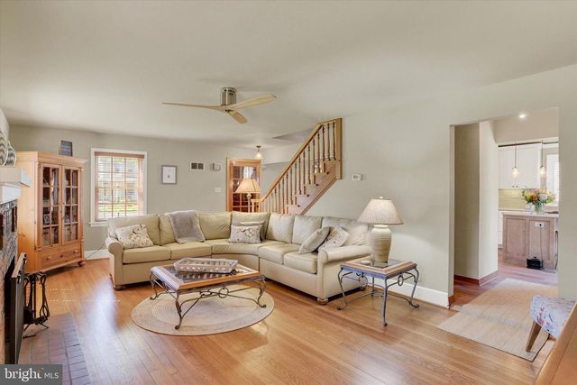 2900 MARKET ST, Camp Hill, PA 17011