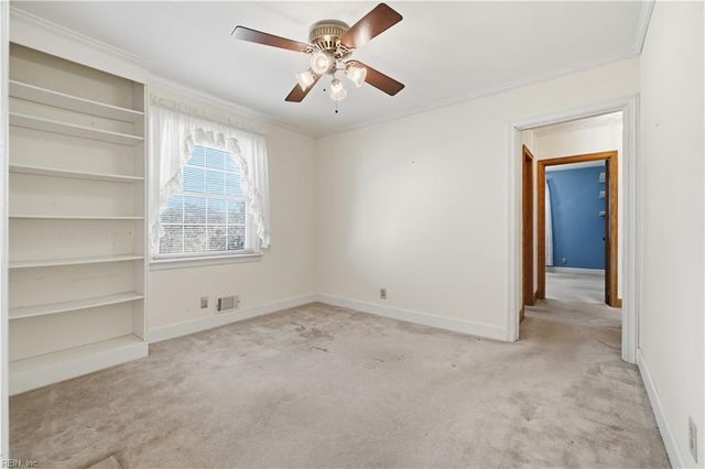 411 Mayflower RD, Portsmouth, VA 23701