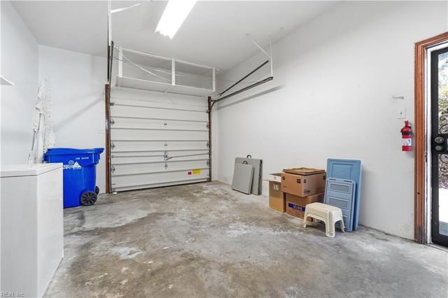 411 Mayflower RD, Portsmouth, VA 23701