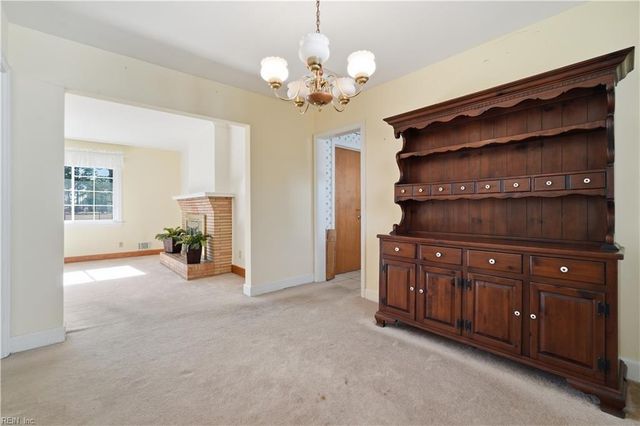 411 Mayflower RD, Portsmouth, VA 23701