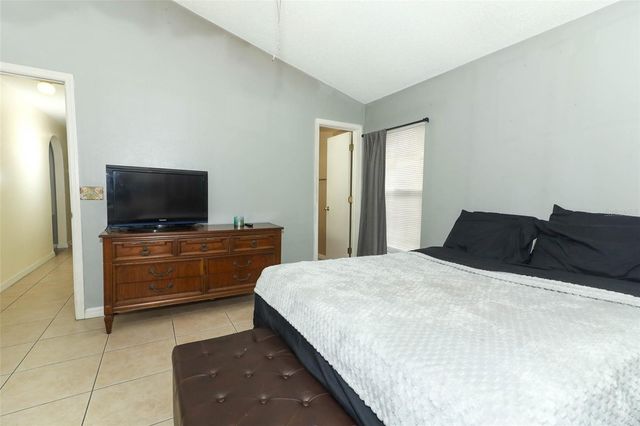 519 BEASLEY COURT, Orlando, FL 32807