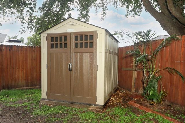 519 BEASLEY COURT, Orlando, FL 32807