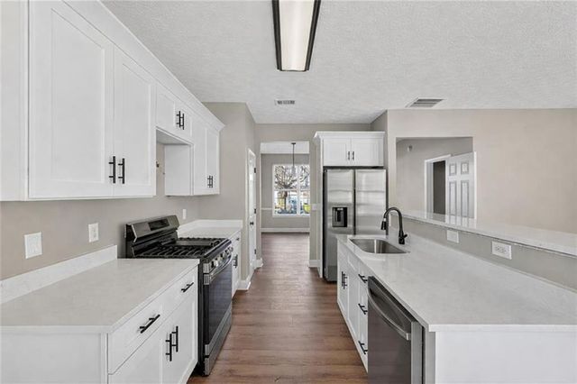 3621 Hutchinson Trace Drive, Cumming, GA 30040