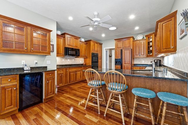 60 Samuel Curtis Way 60, Marshfield, MA 02050