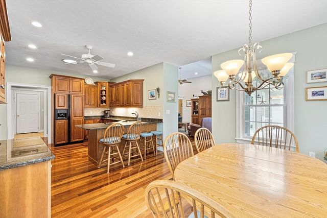 60 Samuel Curtis Way 60, Marshfield, MA 02050