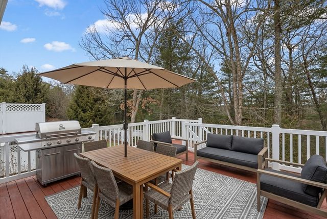 60 Samuel Curtis Way 60, Marshfield, MA 02050