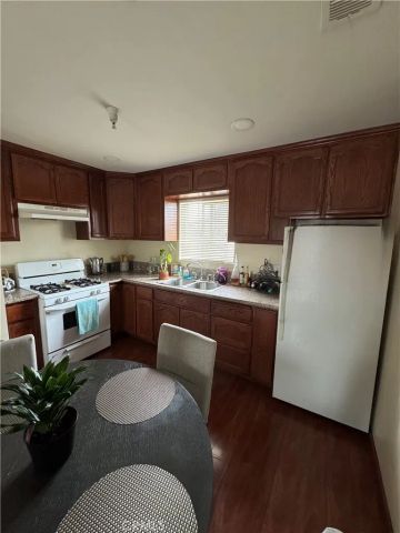 2432 Fairmount Street, Los Angeles, CA 90033