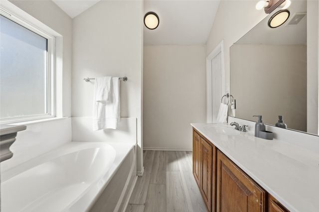 4410 New Meadow Drive, Mansfield, TX 76063