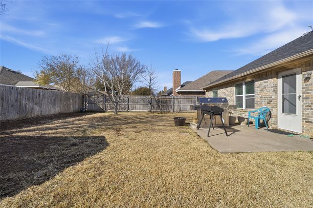 4410 New Meadow Drive, Mansfield, TX 76063