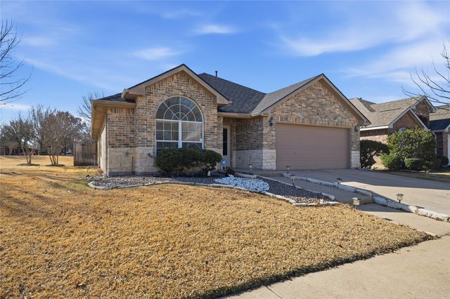 4410 New Meadow Drive, Mansfield, TX 76063
