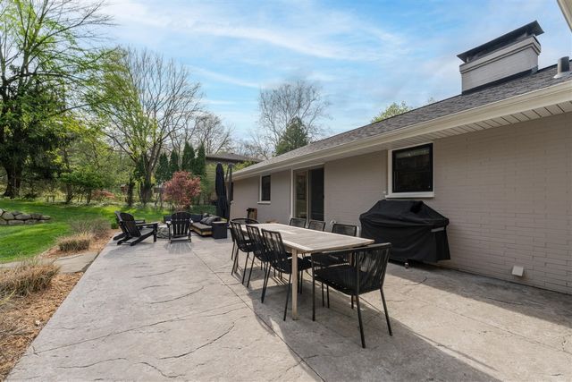 3023 Audubon Drive, Kalamazoo, MI 49008