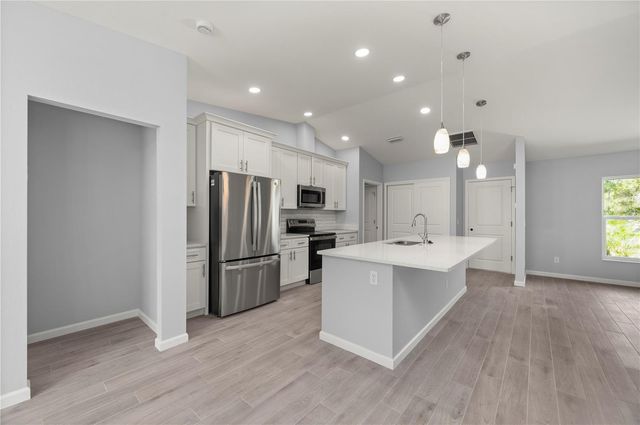 2504 JAMAICA STREET, Punta Gorda, FL 33980