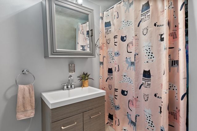 10 Windsor Ave, Lynn, MA 01902