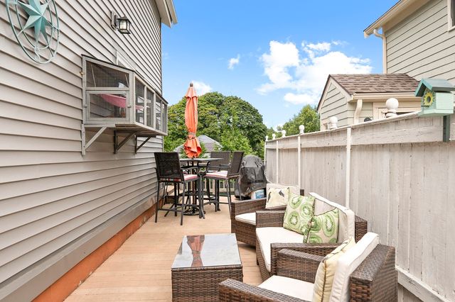 10 Windsor Ave, Lynn, MA 01902