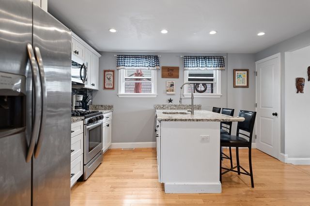 10 Windsor Ave, Lynn, MA 01902