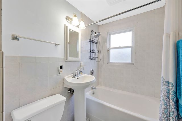 101 Frontenac Street, Chicopee, MA 01020