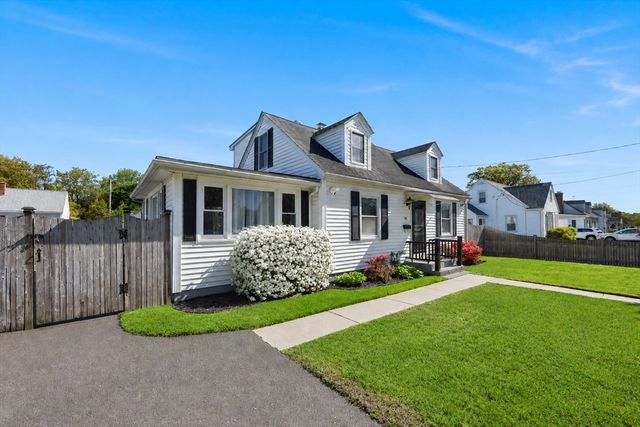 101 Frontenac Street, Chicopee, MA 01020