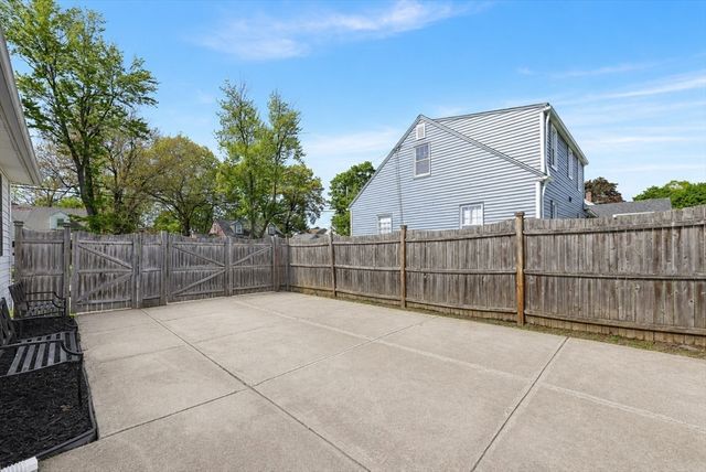 101 Frontenac Street, Chicopee, MA 01020
