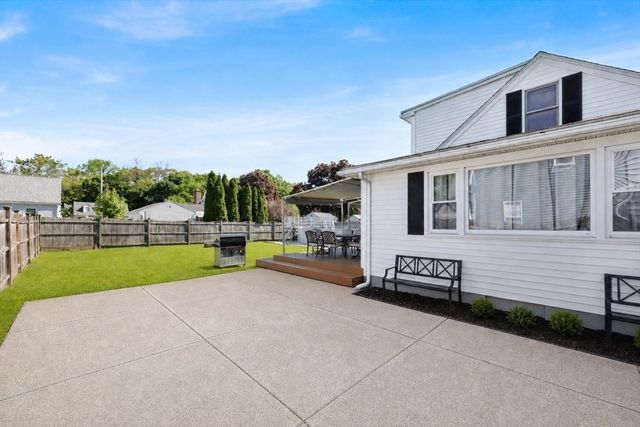 101 Frontenac Street, Chicopee, MA 01020