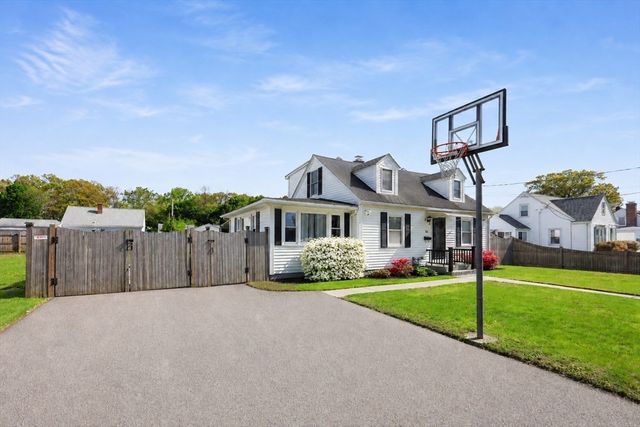 101 Frontenac Street, Chicopee, MA 01020