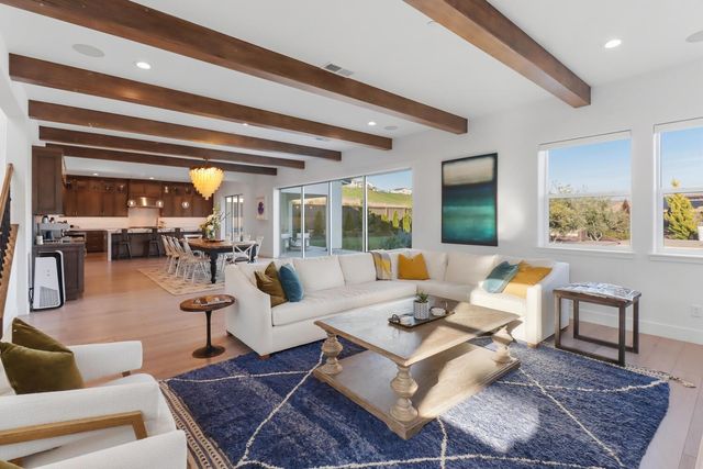 810 Fallen Log Ct, Rocklin, CA 95765