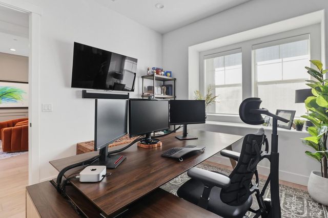 810 Fallen Log Ct, Rocklin, CA 95765