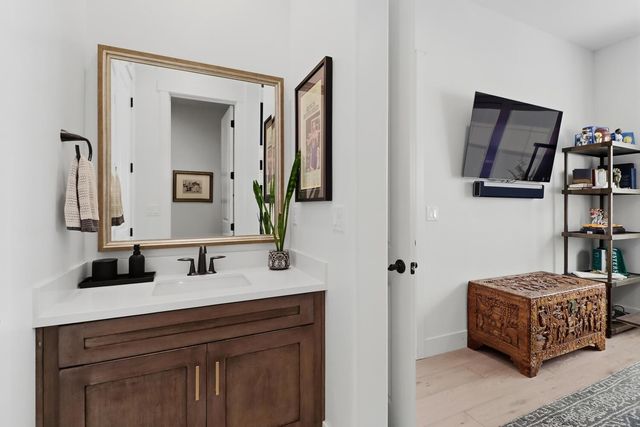 810 Fallen Log Ct, Rocklin, CA 95765