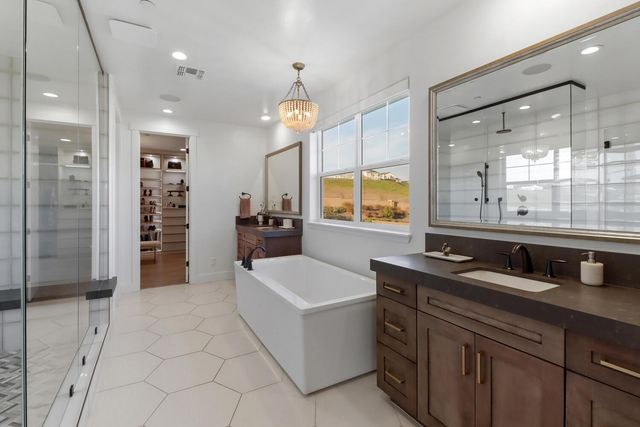 810 Fallen Log Ct, Rocklin, CA 95765