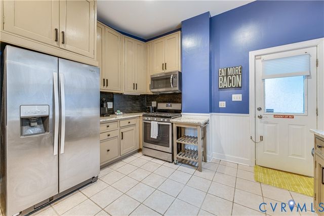625 N 31st St, Richmond, VA 23223