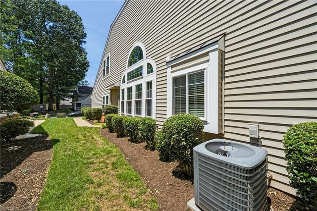 152 Spoon CT, Yorktown, VA 23693
