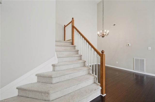 152 Spoon CT, Yorktown, VA 23693