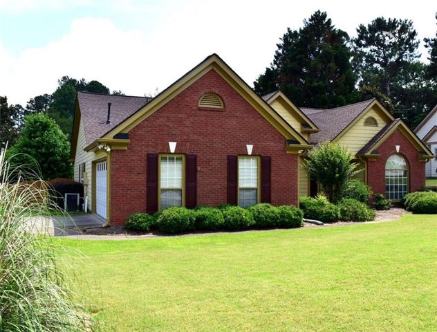 450 Running Fawn Drive, Suwanee, GA 30024