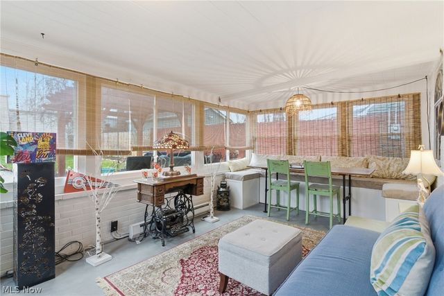 4496 W 158th Street, Cleveland, OH 44135